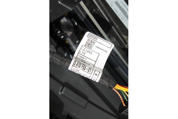 BMW 4 G22 G23 ZDERZAK PRZEDNI PRZÓD M pakiet Kolor: 475 Black-sapphire Czarny 8076711 63178089525 63178089526 USA 51118076711