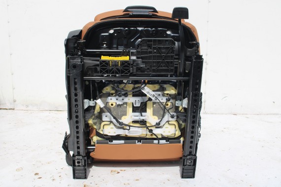 BMW 3 G20 FOTELE KOMPLET FOTELI siedzeń siedzenia tapicerka KHKC Sensatec perforiert/cognac erweitert + boczki + podłokietnik