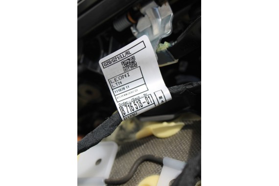 BMW 3 G20 FOTELE KOMPLET FOTELI siedzeń siedzenia tapicerka KHKC Sensatec perforiert/cognac erweitert + boczki + podłokietnik