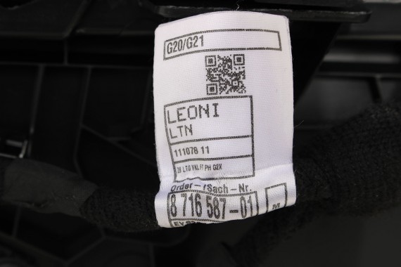 BMW 3 G20 FOTELE KOMPLET FOTELI siedzeń siedzenia tapicerka KHKC Sensatec perforiert/cognac erweitert + boczki + podłokietnik