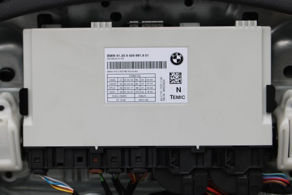 BMW X2 F39 FOTELE KOMPLET FOTELI siedzeń siedzenia tapicerka M PAKIET HKSW Stoff Micro Hexagon Sensatec schwarz +boczki drzwiowe