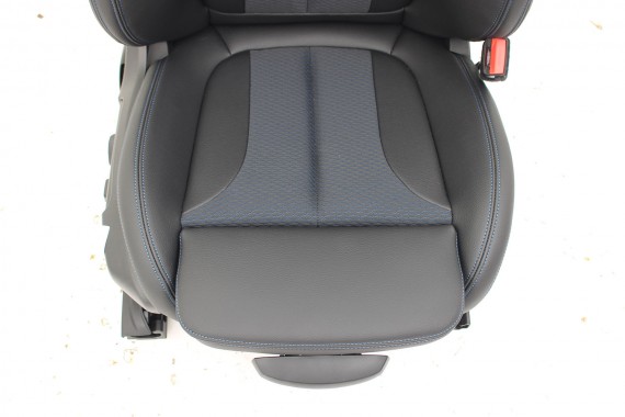 BMW X2 F39 FOTELE KOMPLET FOTELI siedzeń siedzenia tapicerka M PAKIET HKSW Stoff Micro Hexagon Sensatec schwarz +boczki drzwiowe