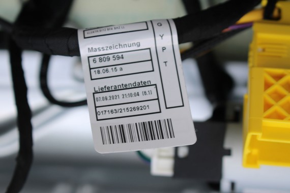 BMW X2 F39 FOTELE KOMPLET FOTELI siedzeń siedzenia tapicerka M PAKIET HKSW Stoff Micro Hexagon Sensatec schwarz +boczki drzwiowe
