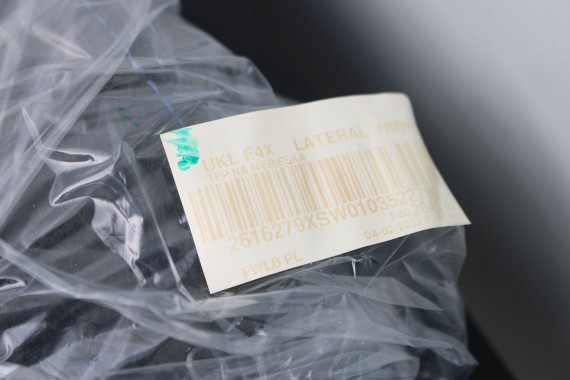BMW X2 F39 FOTELE KOMPLET FOTELI siedzeń siedzenia tapicerka M PAKIET HKSW Stoff Micro Hexagon Sensatec schwarz +boczki drzwiowe
