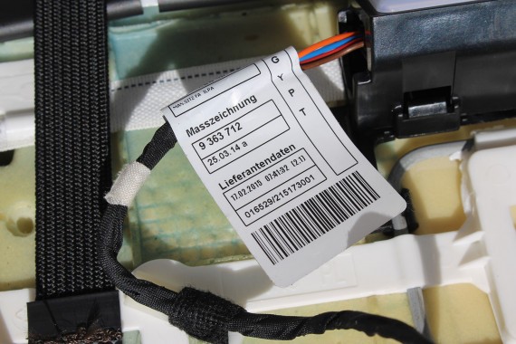 BMW X1 F48 FOTELE KOMPLET FOTELI siedzeń siedzenia tapicerka PDMZ Leder Dakota perforiert/mocca + boczki drzwiowe + podłokietnik