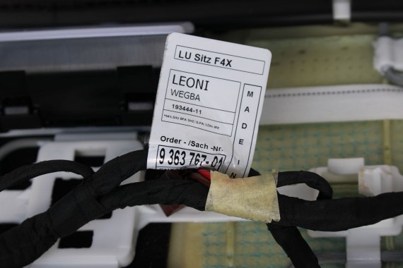 BMW X1 F48 FOTELE KOMPLET FOTELI siedzeń siedzenia tapicerka PDMZ Leder Dakota perforiert/mocca + boczki drzwiowe + podłokietnik