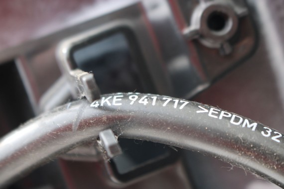 AUDI E TRON PRZÓD Matrix maska błotniki zderzak pas przedni lampy wzmocnienie błotnik lampa 2Y 	LS9R 	Gletscherweiss Biały ETRON