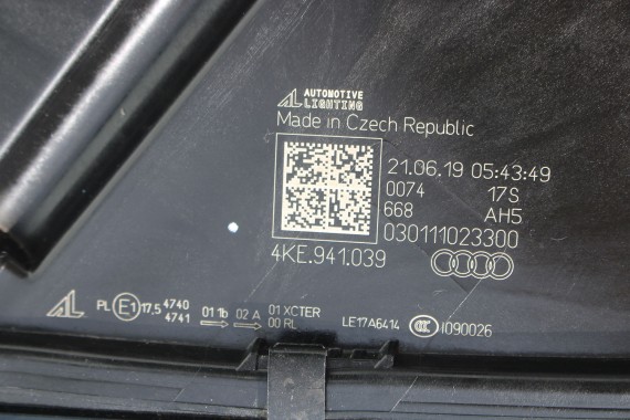 AUDI E TRON PRZÓD Matrix maska błotniki zderzak pas przedni lampy wzmocnienie błotnik lampa 2Y 	LS9R 	Gletscherweiss Biały ETRON