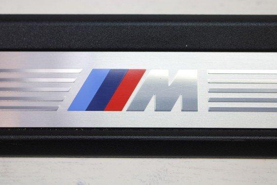 BMW X4 G02 LISTWA PROGOWA M pakiet 8068487 51478068487 wewnętrzna listwy progowe 51478068487 5147 8068487 X3 G01 8068487 8068487