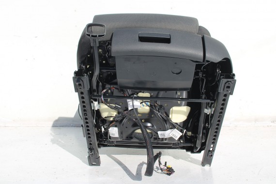 VW GOLF 7 VII FOTELE KOMPLET FOTELI siedzeń siedzenia fotel tapicerka 5G 5G4 welur + alcantara kolor czarno - szary 5G0