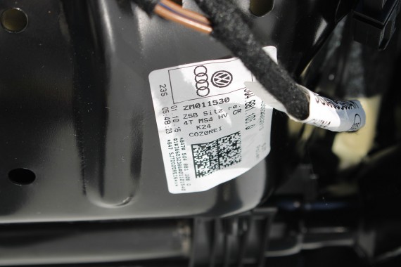 VW GOLF 7 VII FOTELE KOMPLET FOTELI siedzeń siedzenia fotel tapicerka 5G 5G4 welur + alcantara kolor czarno - szary 5G0