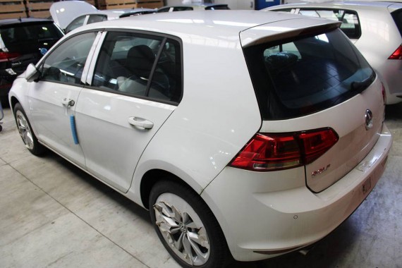 VW GOLF 7 VII FOTELE KOMPLET FOTELI siedzeń siedzenia fotel tapicerka 5G 5G4 welur + alcantara kolor czarno - szary 5G0