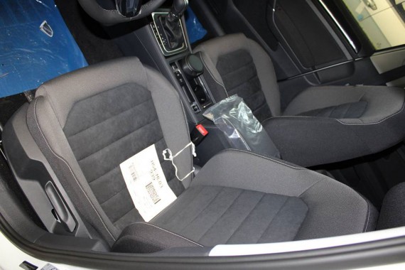 VW GOLF 7 VII FOTELE KOMPLET FOTELI siedzeń siedzenia fotel tapicerka 5G 5G4 welur + alcantara kolor czarno - szary 5G0