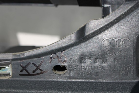 AUDI A6 KONSOLA DESKA ROZDZIELCZA 4G1857001 KOKPIT PULPIT 4G 4G1858005A 4G1 857 001 C7 24A czarny 4G1857001 4G1858005 4G1858005A