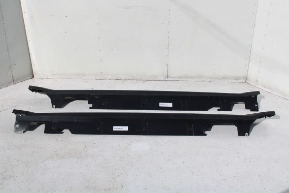 BMW X1 F48 LISTWA PROGOWA 7332327 7332328 próg 2 szt. 51 77 7332327 51 77 7332328 zewnętrzna 51777332327 51777332328
