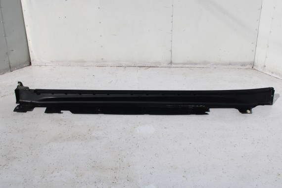 BMW X1 F48 LISTWA PROGOWA 7332327 7332328 próg 2 szt. 51 77 7332327 51 77 7332328 zewnętrzna 51777332327 51777332328