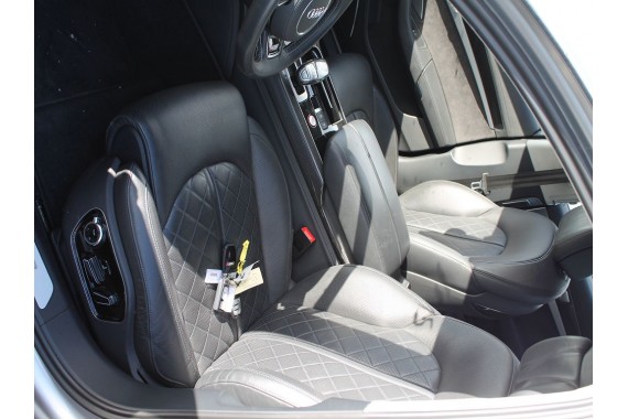 AUDI A8 S8 KIEROWNICA + BIEGI 4H0419091K 4H0419091AN podgrzewana Kolor: IWJ - czarny (soul) srebrny 4H0 419 091 K D4 4H0419091K