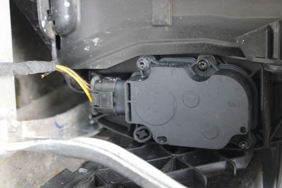 AUDI E TRON PRZÓD Matrix maska błotniki zderzak pas przedni lampy wzmocnienie błotnik lampa LV5Z S1S1 Niebieski ETRON