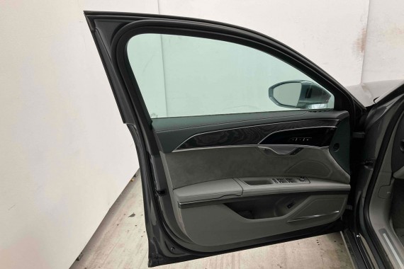 AUDI A8 4N D5 FOTELE KOMPLET FOTELI siedzeń siedzenia tapicerka Valcona + boczki + podłokietnik N5D S-LINE sline LONG 4N4 S8