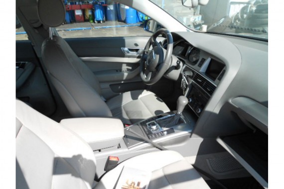 AUDI A6 BOCZKI DRZWI tapicerka 4F 4F9 skóra kolor szary drzwiowe AVANT KOMBI 4F0867103 4F0867103 4F0867303 4F0867304 c6