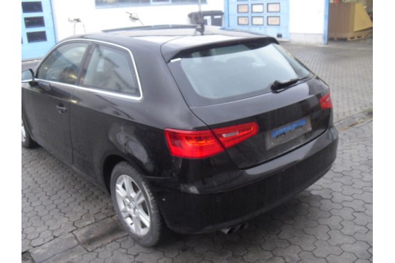 AUDI A3 DRZWI PRAWE STRONA PRAWA 8V0 8V 8V3 2013- 3 drzwiowa LY9B czarny 8V3831052A 8V3831052B 8V3831052C 8V3 831 052 8V3831052