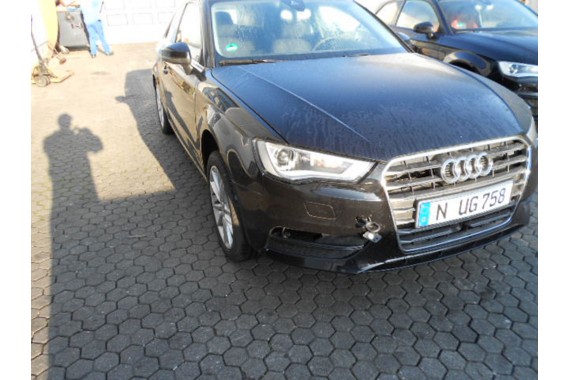 AUDI A3 DRZWI PRAWE STRONA PRAWA 8V0 8V 8V3 2013- 3 drzwiowa LY9B czarny 8V3831052A 8V3831052B 8V3831052C 8V3 831 052 8V3831052