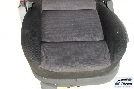 VW GOLF 4 IV FOTELE KOMPLET FOTELI siedzeń siedzenia fotel tapicerka 1J welur kolor czarny