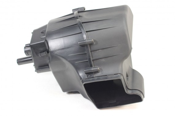 AUDI A8 OBUDOWA FILTR...