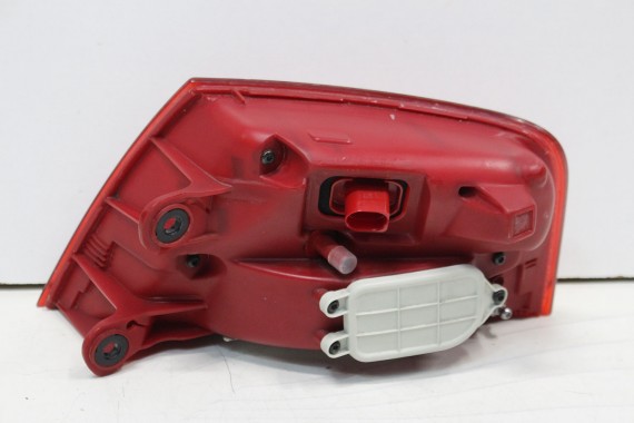 AUDI A8 LAMPA TYŁ TYLNA W BŁOTNIK 4H0945095 4H0945096 4H 4H0 945 095 błotnika EUROPA 4H0945095 4H0945096 4H0945095D 4H0945096D