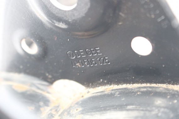 AUDI A8 BELKA ZAWIESZENIA TYLNA TYŁ 4H0505235T + zwrotnica 4H0505431D 4H0505432D wahacz SANKI komplet 4H D4 8R0505311F 4H0505235