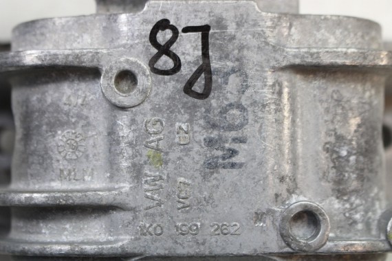 VW AUDI ŁAPA PODUSZKA 1K0199262M 1K0199262AM SILNIKA 1K0 199 262 M 1K0 199 262 AM silnik diesel 2.0 TDi