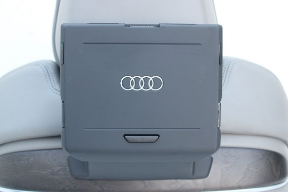 AUDI A8 4N D5 FOTELE KOMPLET FOTELI siedzeń siedzenia tapicerka Valcona + boczki + podłokietnik N5D S-LINE sline LONG 4N4 S8