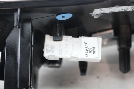 AUDI A8 LISTWY OZDOBNE DEKOR DEKORY 4N1857325 4N1857200 4N1864053 4N1857968 4N1858601A PIANO V58 czarny 4N1 857 200 4N1 857 325