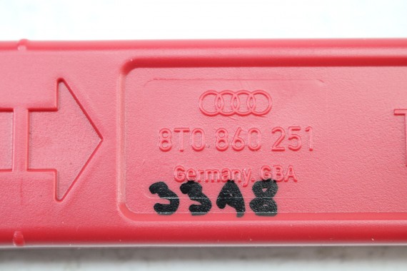 AUDI A8 D5 4N VW SKODA SEAT TRÓJKĄT OSTRZEGAWCZY + ETUI 8T0860251 8T0 860 251 8T0860251B OBUDOWA 8T0860251 8T0860251B 8T0860251