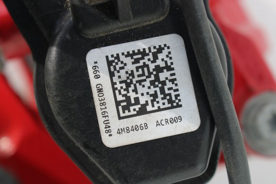 AUDI RSQ8 ZACISK HAMULCOWY HAMULCOWA 4M0998281 4M0 998 281 ETRON 4M0615403A 4M0615404A 4M8405B 4M8406B 4M0998281 4M0998281 L + P