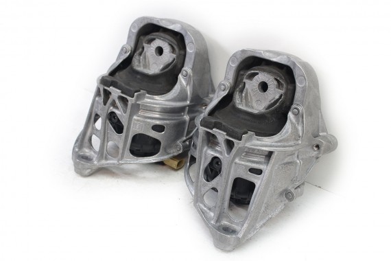 AUDI RSQ8 PODUSZKA ŁAPA SILNIKA 4M0199371FK 4M0199372FK 4M0199371FK z czujnikiem 4M0199372FK loże RS6 RS7 4.0 TFSi 4M0199371FK