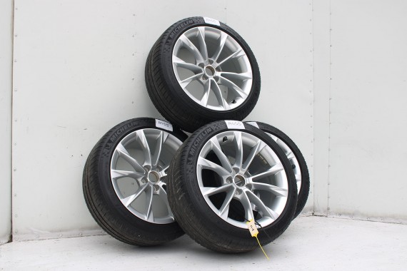 AUDI A4 A5 FELGI 18 cali OPONY KOŁA felga 8T0601025CA 8.5J*18H2 ET29 opona Michelin Pilot Sport 37 245/40/18 93Y lato 8T0601025