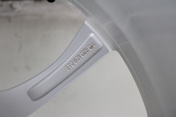 AUDI A4 A5 FELGI 18 cali OPONY KOŁA felga 8T0601025CA 8.5J*18H2 ET29 opona Michelin Pilot Sport 37 245/40/18 93Y lato 8T0601025