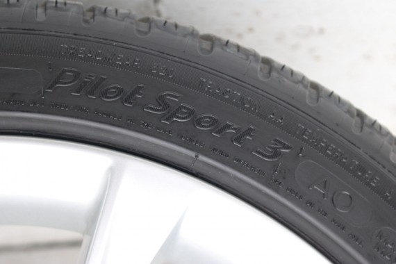 AUDI A4 A5 FELGI 18 cali OPONY KOŁA felga 8T0601025CA 8.5J*18H2 ET29 opona Michelin Pilot Sport 37 245/40/18 93Y lato 8T0601025