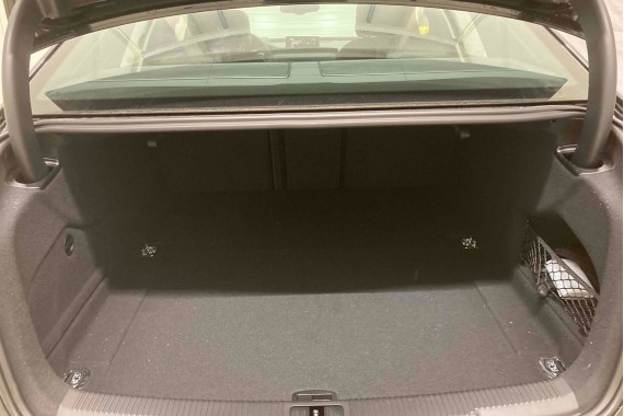 AUDI A6 SEDAN BOCZEK DYWAN BOCZKI BAGAŻNIKA 4G5863887D 4G5863888D 4G5863471C 4G5863463D boczki bagażnik 4G C7 44H soul czerń