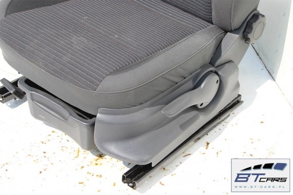VW AMAROK FOTELE KOMPLET FOTELI siedzeń siedzenia fotel tapicerka 2H welur kolor antacyt 1166 kilometrów