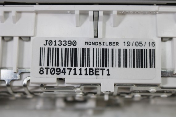 AUDI LAMPKA OŚWIETLENIE PODSUFITKI 8T0947111B kolor ET1 kryształowo srebrny  8T0 947 111 B A4 A5 Q5 8K 8R 8T0947111B 8T0947111B