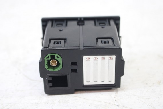 AUDI A6 PORT USB PRZYŁĄCZE 81A035736 81A 035 736 gniazdo USB AUX 4G A7 gniazda złącza złącze 2*USB 81A035736 81A035736 81A035736