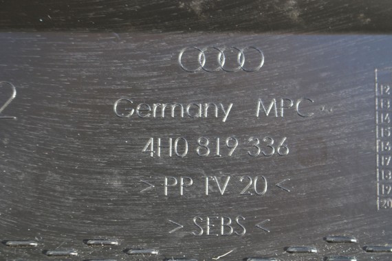AUDI A8 D4 LISTWA OSŁONA NAKŁADKA 4H0819335 4H0819336 4H0 819 335 4H0 819 336 4H FL LIFT 2 szt. komplet lewa + prawa 4H0819335