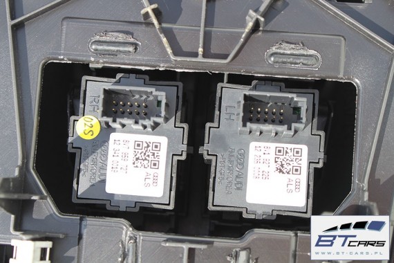 AUDI A3 RAMKA TUNELU PANEL 8V1864261 8V1 864 261 8V 8V0 8V1864261B 8V7959727 8V kolor 6PS -czerń 8V1864261 8V1864261B 8V1864261