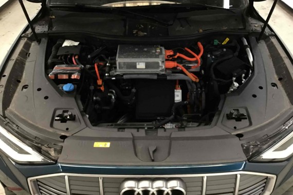 AUDI E-TRON POMPA KLIMY 4G0816797C SPRĘŻARKA KOMPRESOR KLIMY 4KE260087L 4G0 816 797 C 4G0816797D 4G0816797E ETRON 4G0816797C