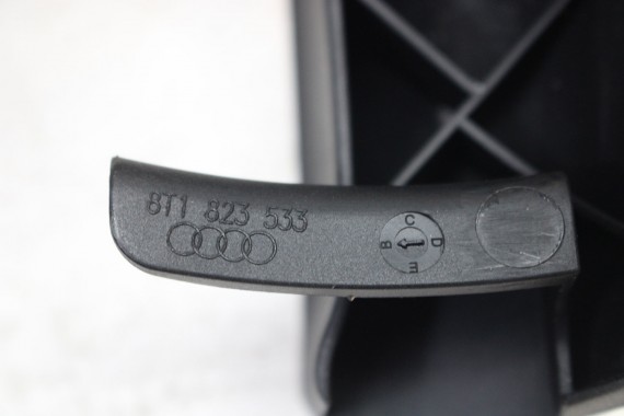 AUDI Rączka otwierania maski 8T1823633 8T1823633A 8T1823633B wspornik mocujący kolor 01C- czerń satynowa 8T1823533 8T1823633