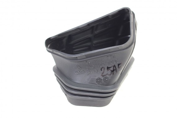 AUDI A4 A5 ŁAPAK WLOT POWIETRZA PASA 8K0129739B 2.0 TDi silnik diesel 8K B8 8T 8K0 129 739 B kierownica dolot 2.0 TDi 8K0129739B