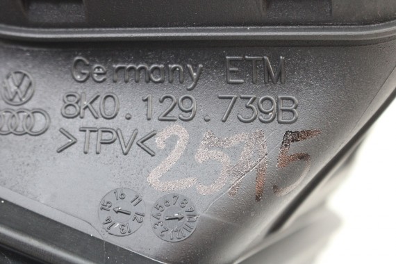 AUDI A4 A5 ŁAPAK WLOT POWIETRZA PASA 8K0129739B 2.0 TDi silnik diesel 8K B8 8T 8K0 129 739 B kierownica dolot 2.0 TDi 8K0129739B