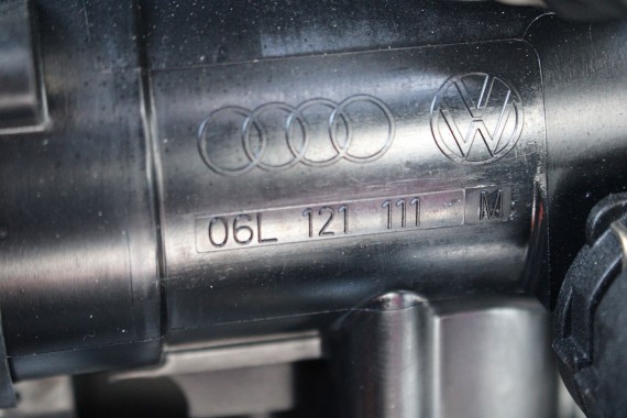 AUDI VW SEAT TERMOSTAT POMPA WODY 06L121111H 06L121012A 06L 121 111 H 06L 121 012 A REGULATOR PŁYNU POMPY 06L121111H 06L121111H